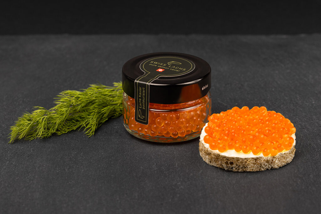 SWISS LACHS Kaviar auf Brot
